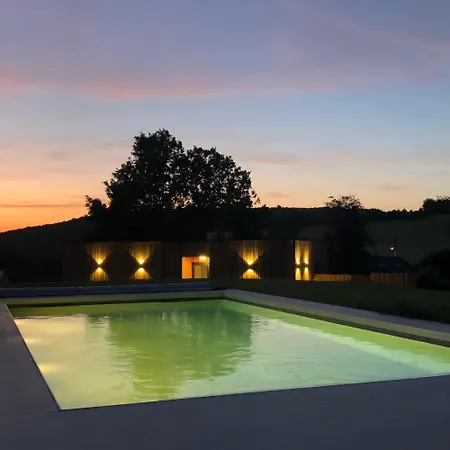 Les Tiny House Du Mas De Mont Bed & Breakfast